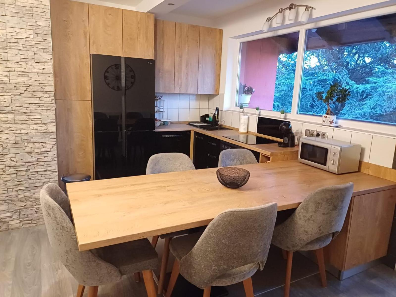 Cedar Zagreb Airport - Velika Gorica Apartment