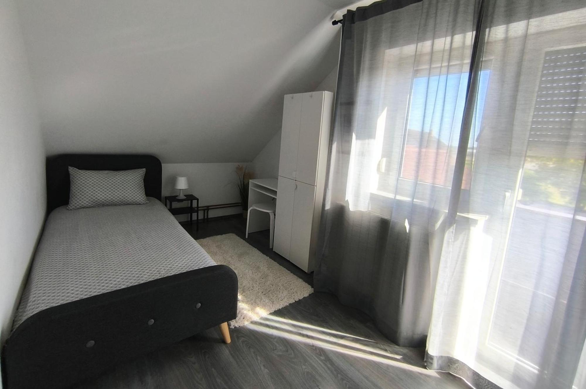 Apartment Cedar Zagreb Airport - Velika Gorica Scitarjevo